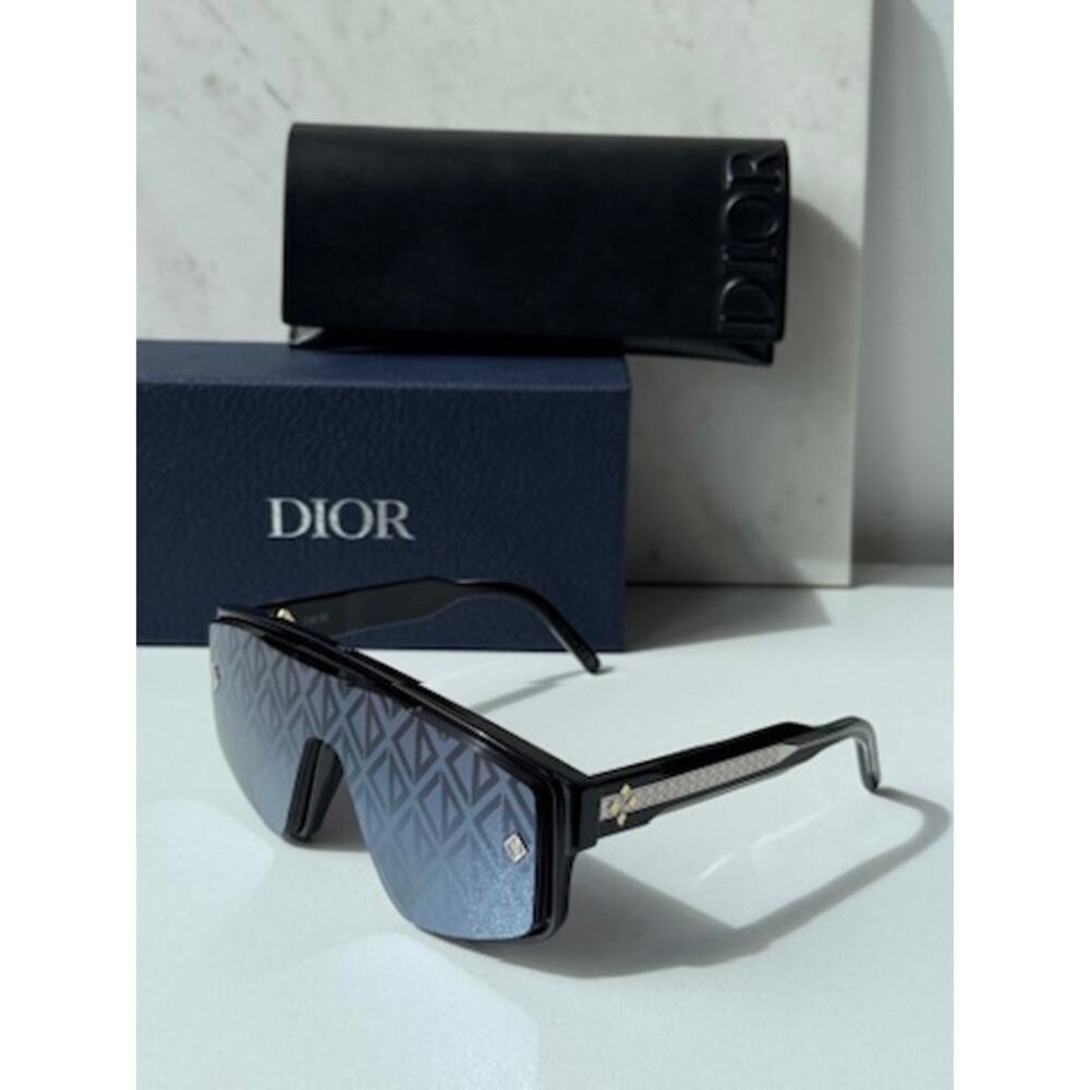 NEW Dior CD Diamond M1U Clip On Sunglasses in Black $740 - Picture 9 of 11